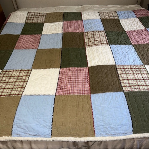 Twin pottery barn quilts on sale